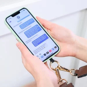 Stylish & Secure Crossbody Phone Lanyard with Purse